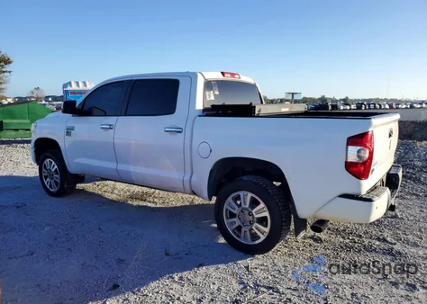 2017 Toyota Tundra Crewmax 1794 z USA, uszkodzony, nr VIN 5TFAY5F14HX637633